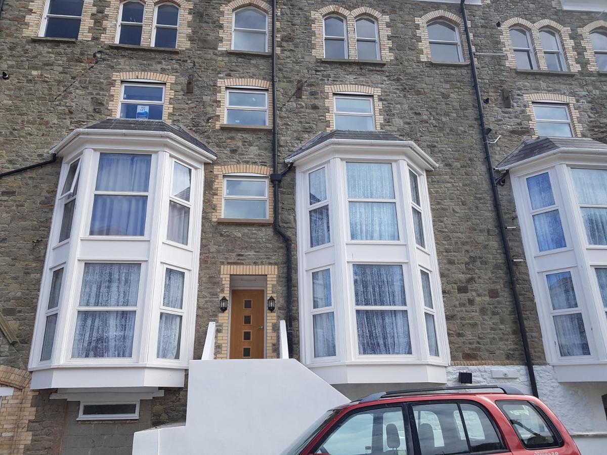 Beautiful Apartment,No 1, With Parking Ilfracombe Exterior foto