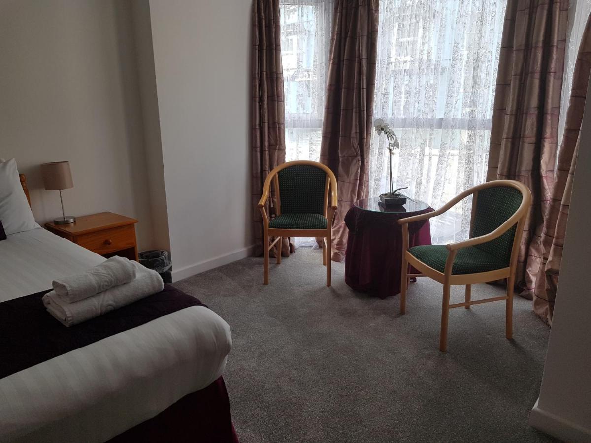 Beautiful Apartment,No 1, With Parking Ilfracombe Exterior foto